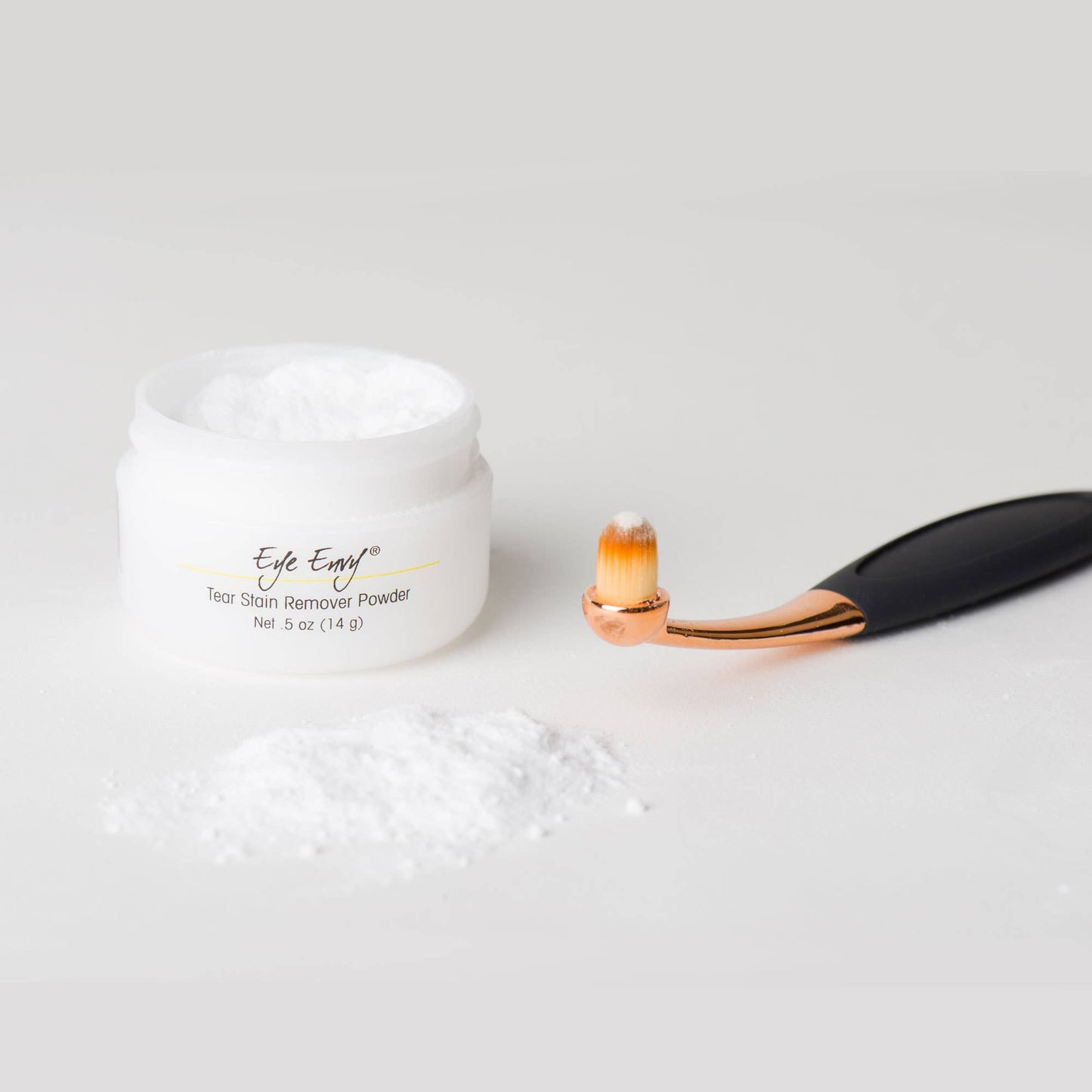 Eye Envy ProPowder Applicator Brush