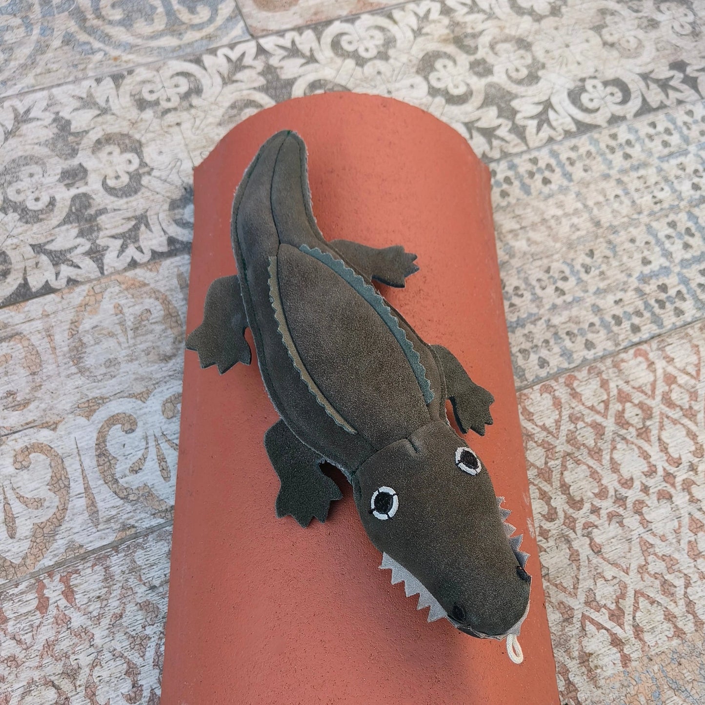 Ekologinen koiranlelu, Green & Wilds Colin the Crocodile