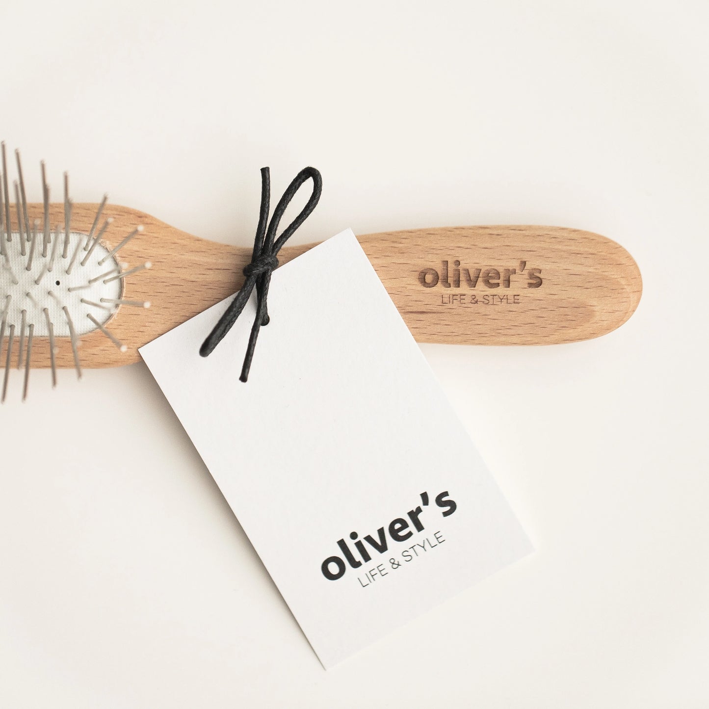 Oliver's Life & Style Koiran Harjat