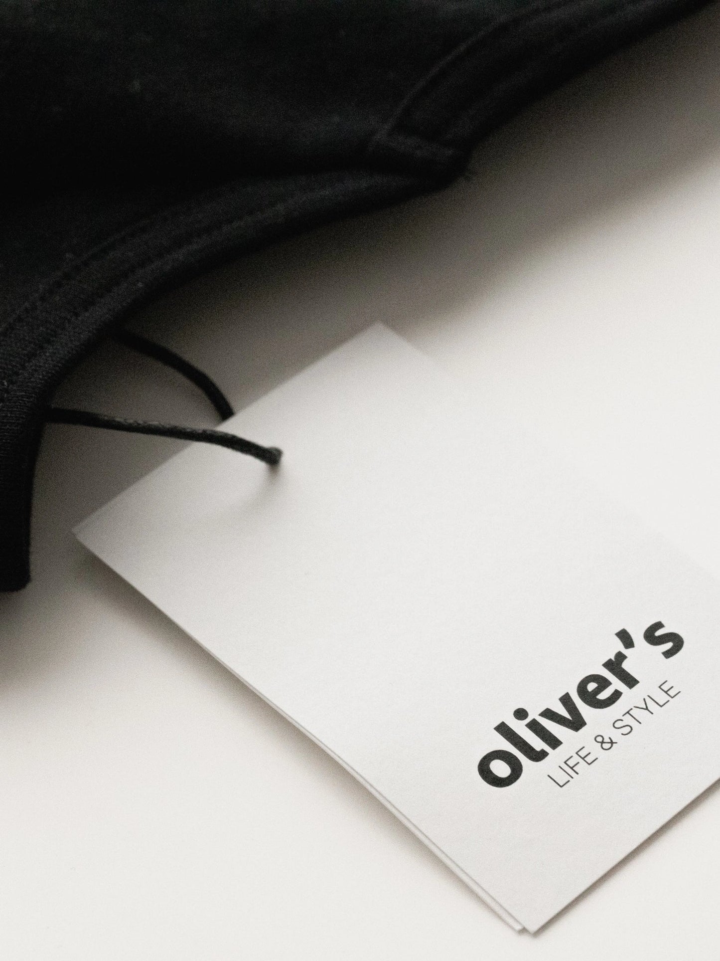Oliver's Life & Style Koiran Huppari