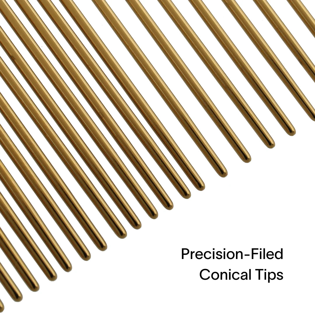 Metallinen koirankampa – antistaattinen ja kestävä trimmauskampa.